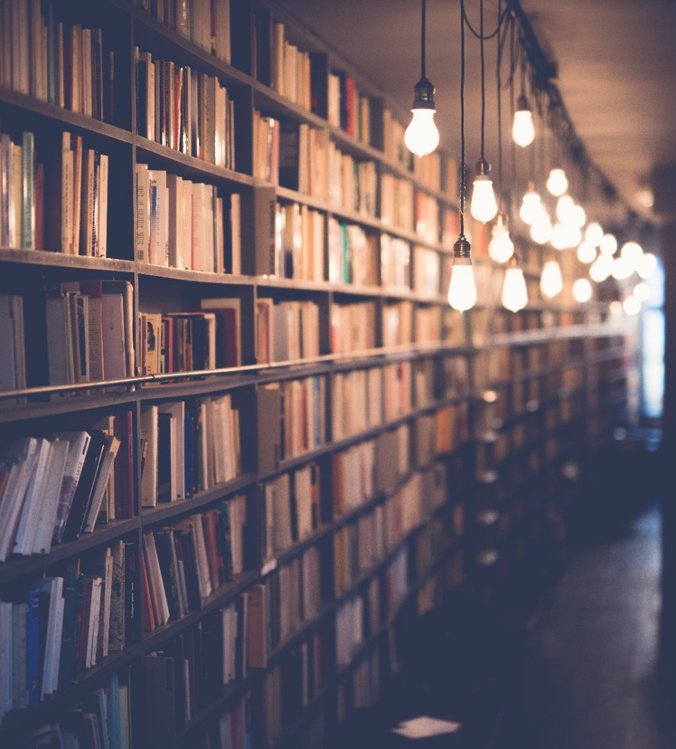 CONJUNTO PARROQUIAL CATOLICO BIBLOTECA